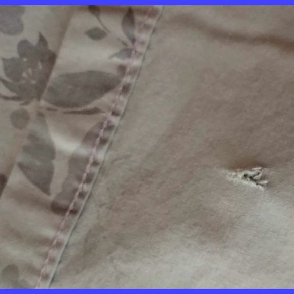 Full / Queen Red Cotton Polyester fitted sheet & bonus floral purple flat sheet - Picture 2 of 4